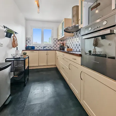 Daire By Locasa 2br A Proche La Defense *