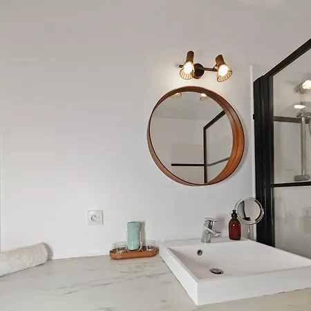 By Locasa 2br A Proche La Defense Suresnes